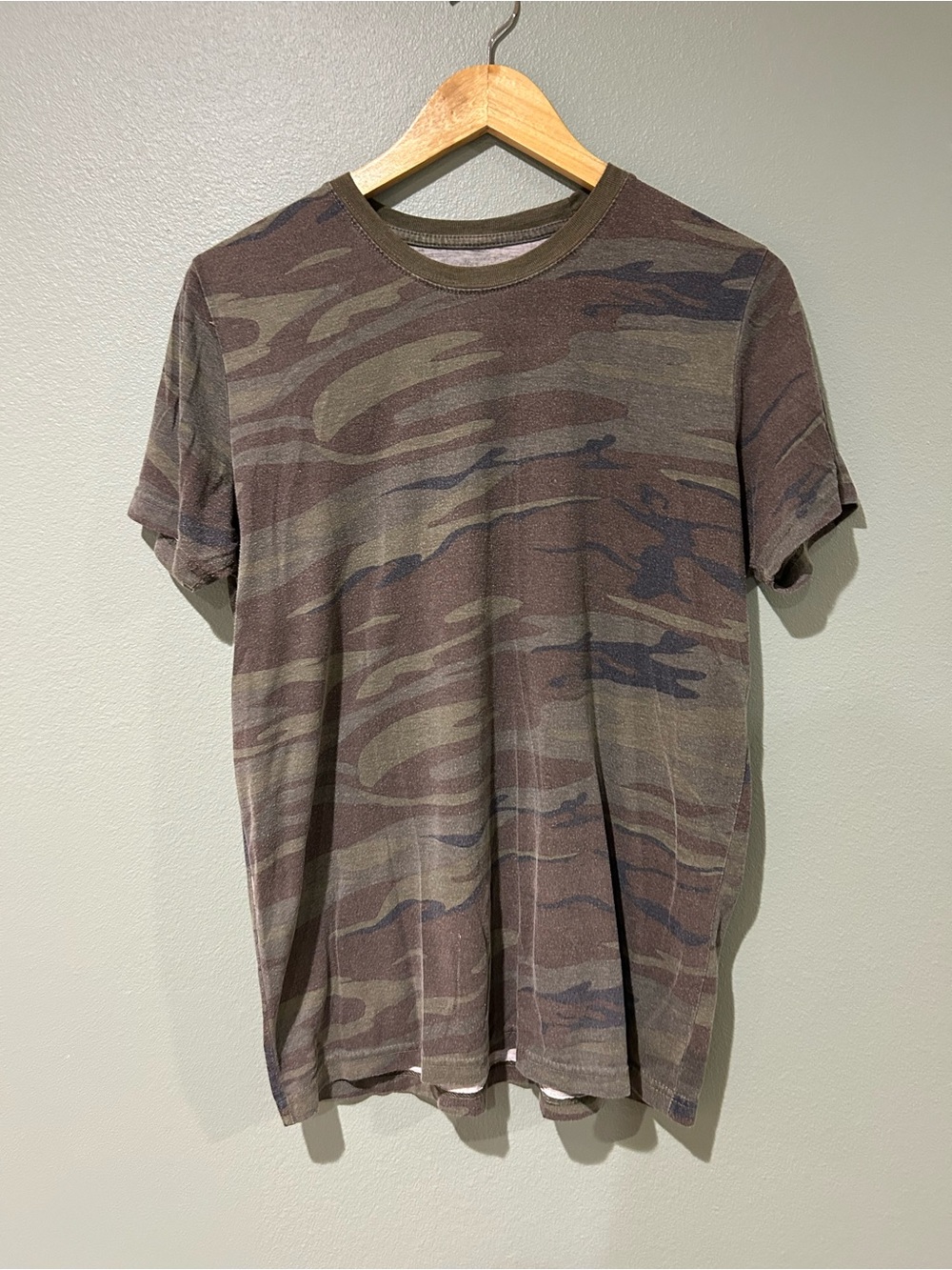 Classic Camo Short Sleeve Tee in Olive/Brown